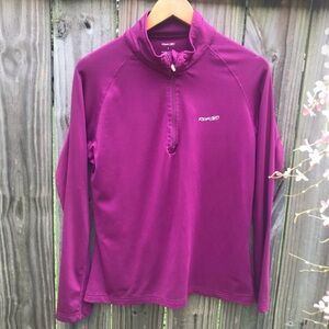 Long Sleeve Active sweater Shirt women’s Size L Color magenta
